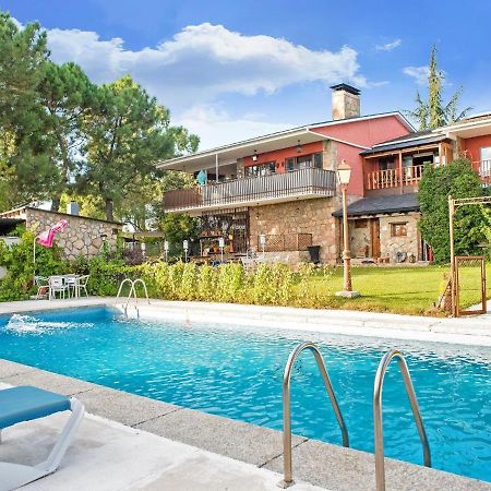 Rural Apartment With Shared Garden Pool And Spa Galapagar Phòng bức ảnh