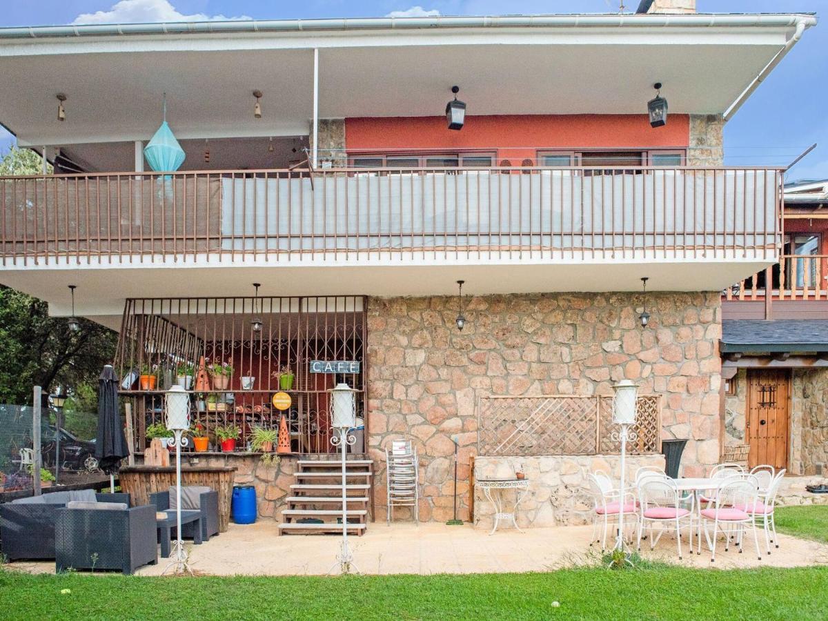 Rural Apartment With Shared Garden Pool And Spa Galapagar Phòng bức ảnh