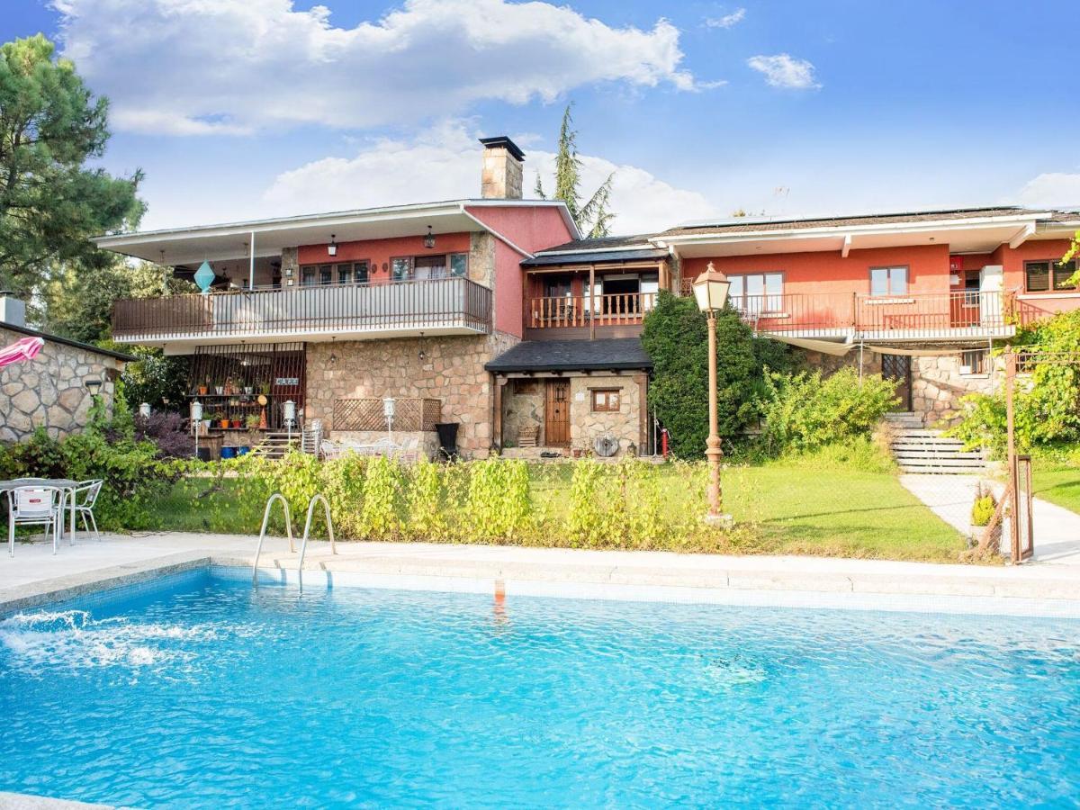 Rural Apartment With Shared Garden Pool And Spa Galapagar Phòng bức ảnh